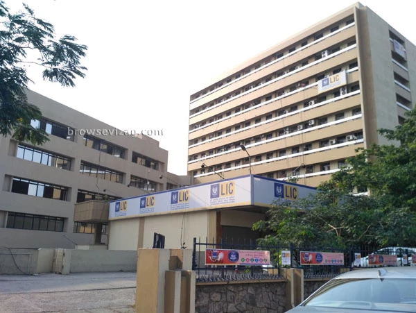 LIC Building 